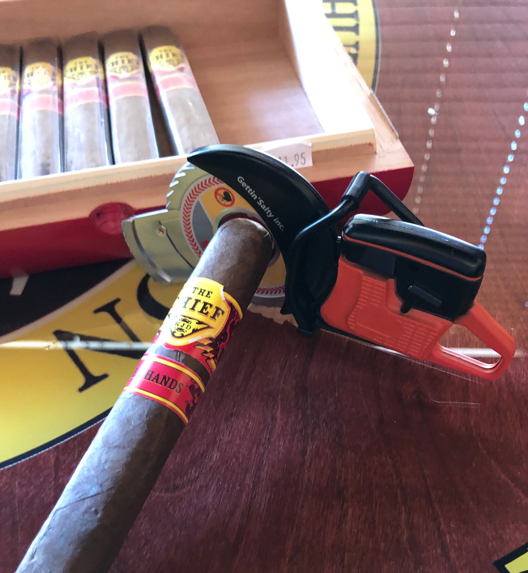 Roof Saw Cigar Cutter